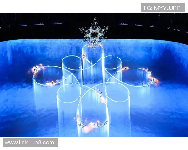 足球场上的色彩交响曲水粉画展现激情与梦想